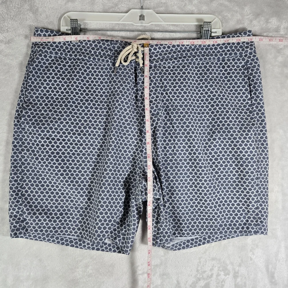 Faherty Board Swim Shorts Trunks Mens Size 36 Blue Fish Scales 6.5” Inseam